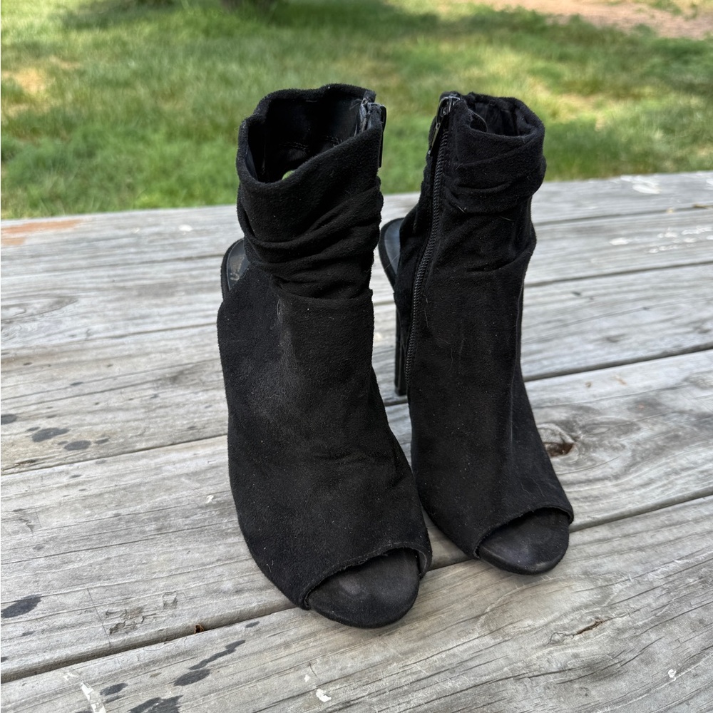 Elegant Black Suede Ankle Boots